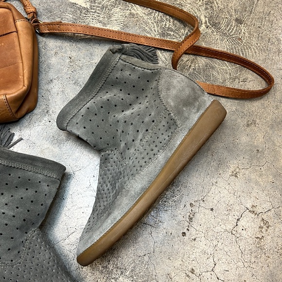 Isabel Marant suede ankle booties - Picture 3 of 9